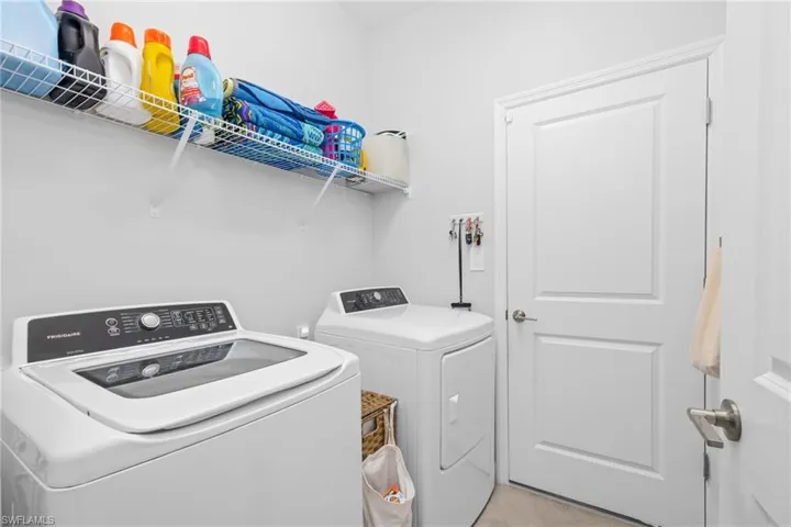 14070  Winding Cedar  WAY, Fort Myers, FL 33913