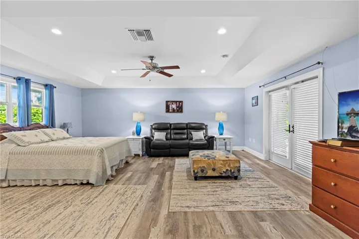 In Law Suite - could be used as second master