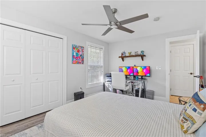 2569 Outrigger Ln, Naples, Florida 34104