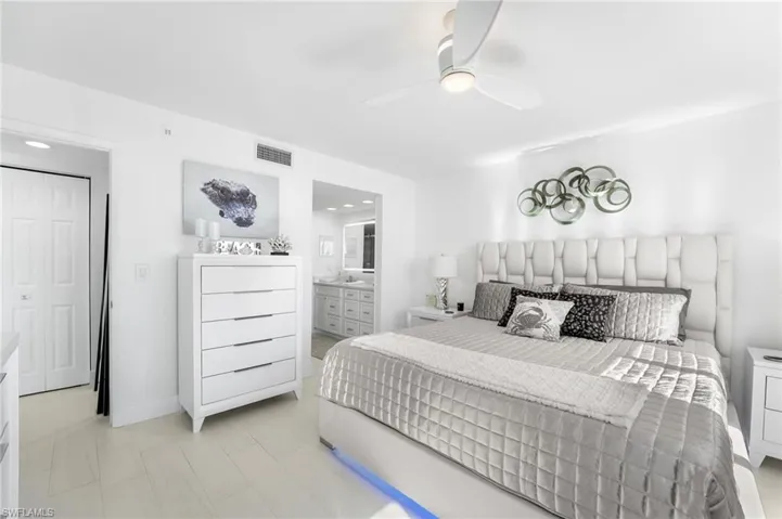 15010  Punta Rassa  RD, Fort Myers, FL 33908