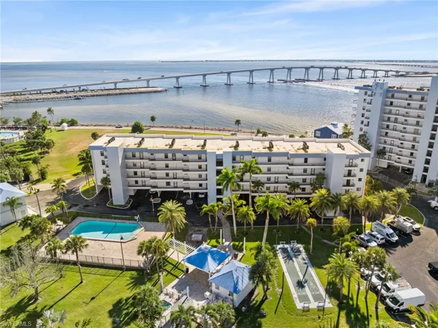 15010  Punta Rassa  RD, Fort Myers, FL 33908