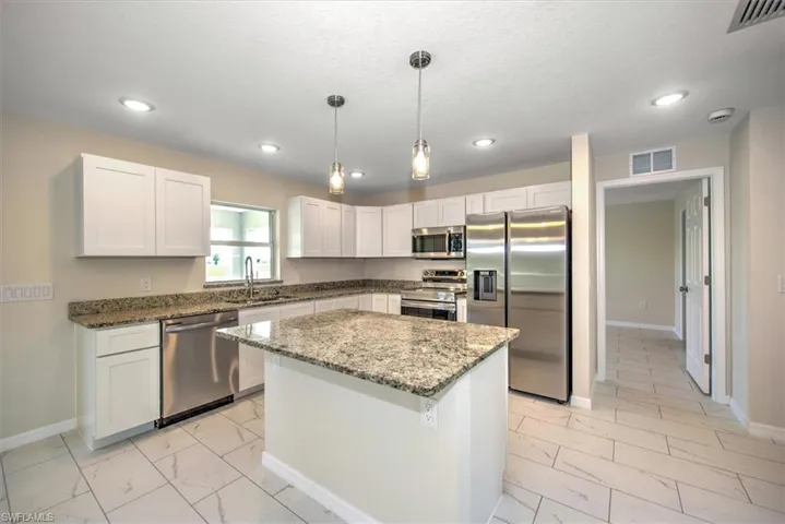 8032  Grove  CT, Labelle, FL 33935