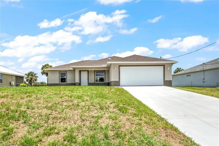 8032  Grove  CT, Labelle, FL 33935