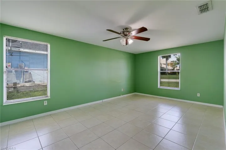 8484 Cypress Dr N, Fort Myers, Florida 33967