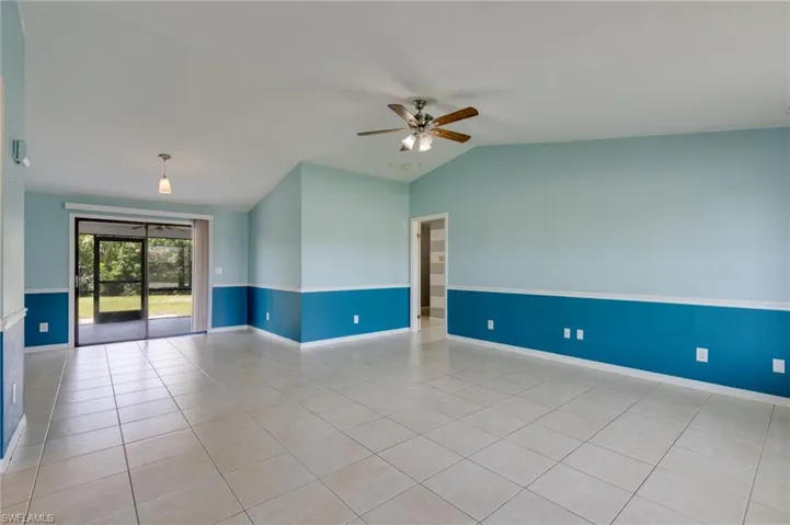 8484 Cypress Dr N, Fort Myers, Florida 33967