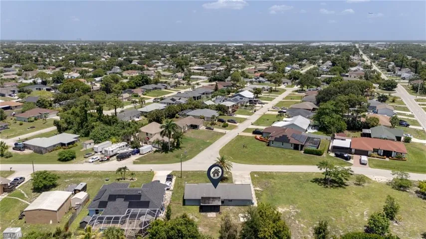 8484 Cypress Dr N, Fort Myers, Florida 33967