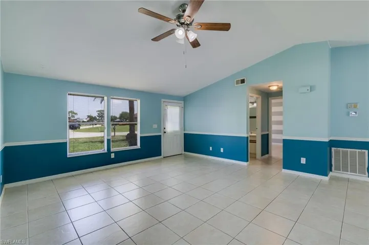 8484 Cypress Dr N, Fort Myers, Florida 33967