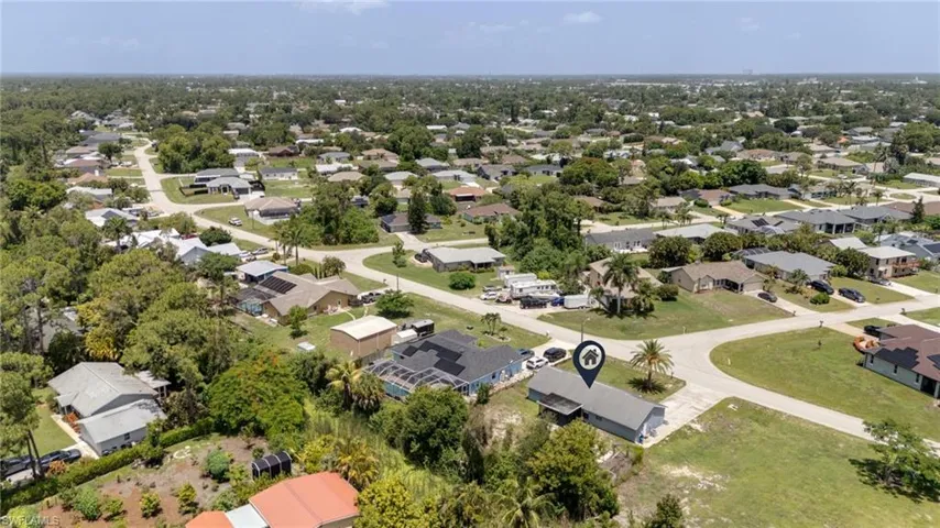8484 Cypress Dr N, Fort Myers, Florida 33967