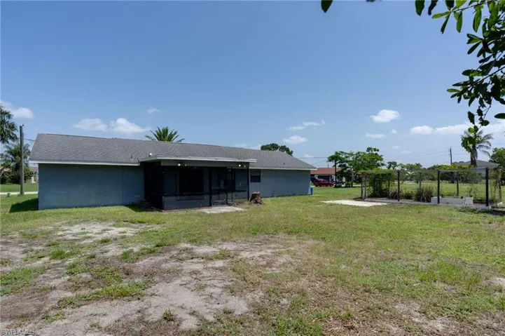 8484 Cypress Dr N, Fort Myers, Florida 33967