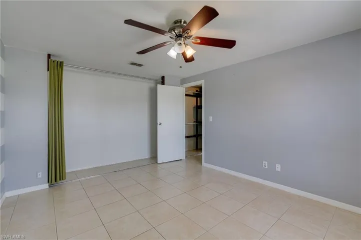 8484 Cypress Dr N, Fort Myers, Florida 33967