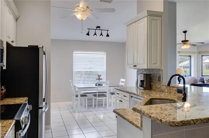 17551 Coconut Palm Ct, North Fort Myers, Florida 33917