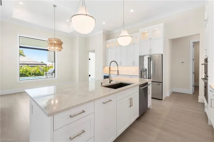 611 Diplomat Ct, Marco Island, Florida 34145