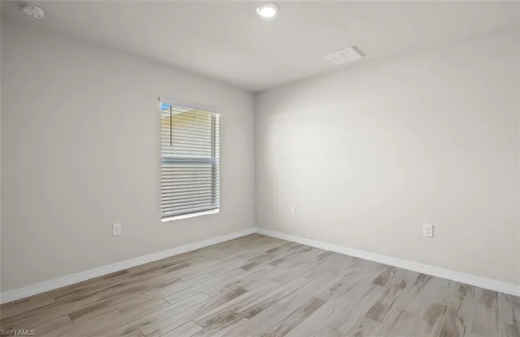 3600 NE 12th  PL, Cape Coral, FL 33909