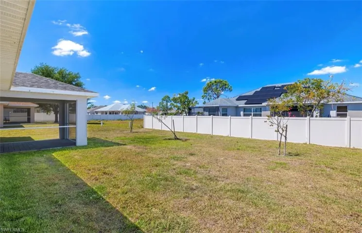 3600 NE 12th  PL, Cape Coral, FL 33909