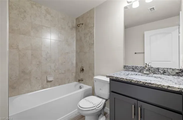 3600 NE 12th  PL, Cape Coral, FL 33909