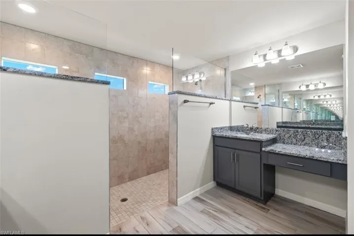 3600 NE 12th  PL, Cape Coral, FL 33909