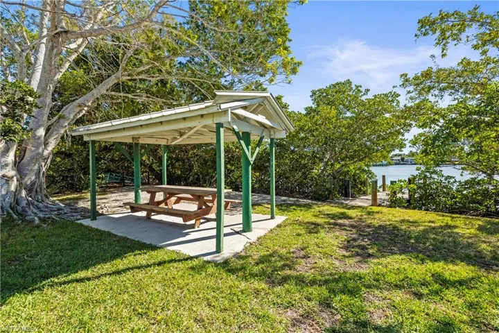 Boat ramp picnic area