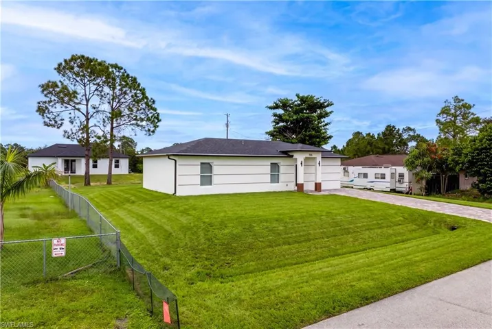 755 Fleming Ave S, Lehigh Acres, Florida 33974