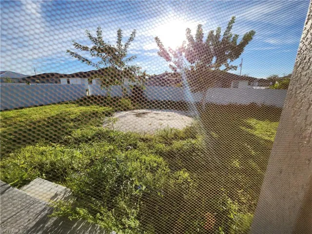 2544 Nw 20th Ave, Cape Coral, Florida 33993