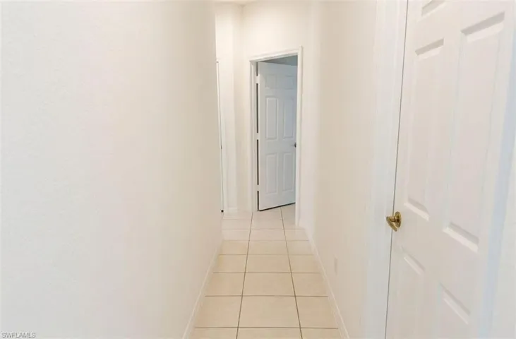 3935 10th Ave Ne, Naples, Florida 34120