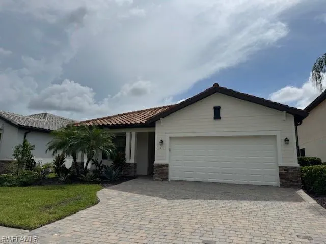 11513  Shady Blossom  DR, Fort Myers, FL 33913