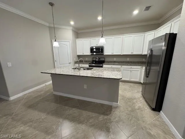11513  Shady Blossom  DR, Fort Myers, FL 33913