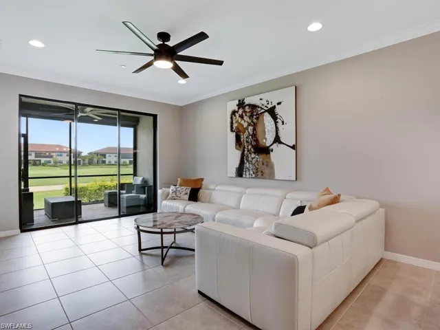 9378 Pocida Ct 101, Naples, Florida 34119