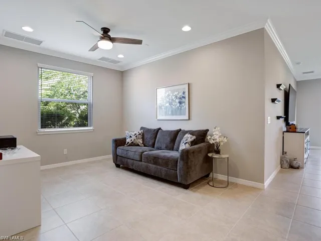 9378 Pocida Ct 101, Naples, Florida 34119