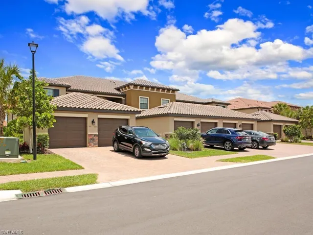 9378 Pocida Ct 101, Naples, Florida 34119