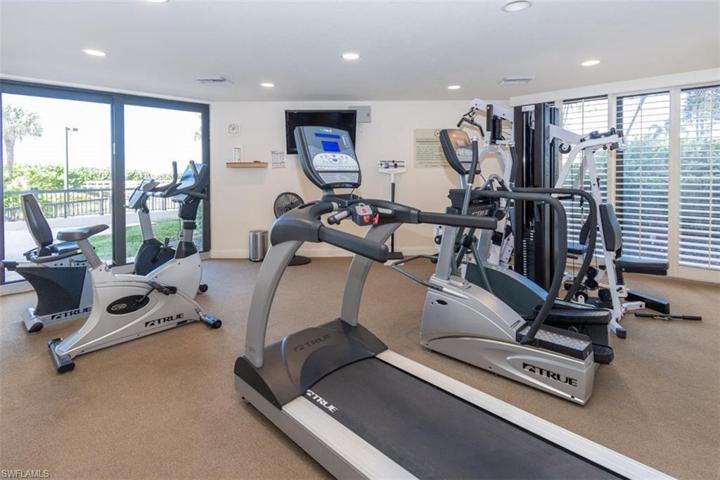FITNESS CENTER