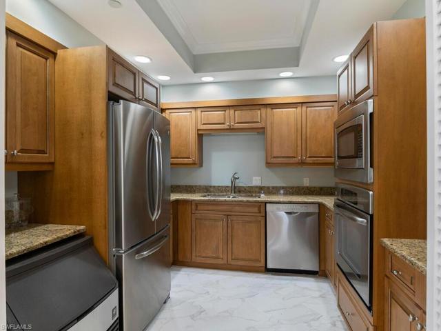 SOCIAL ROOM KITCHEN