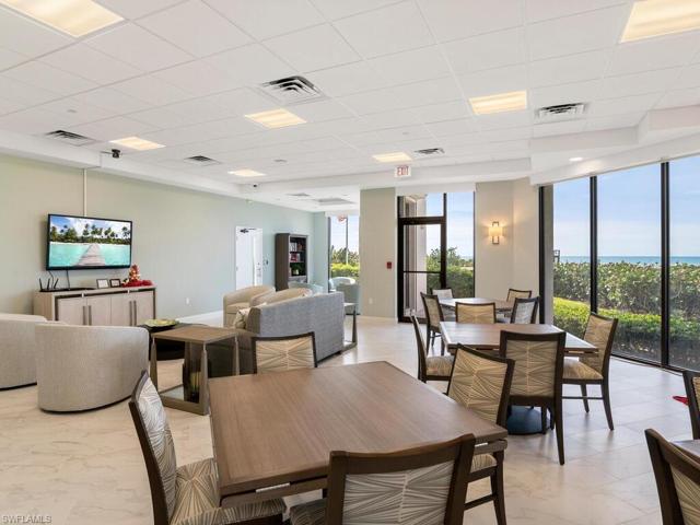 SOCIAL ROOM