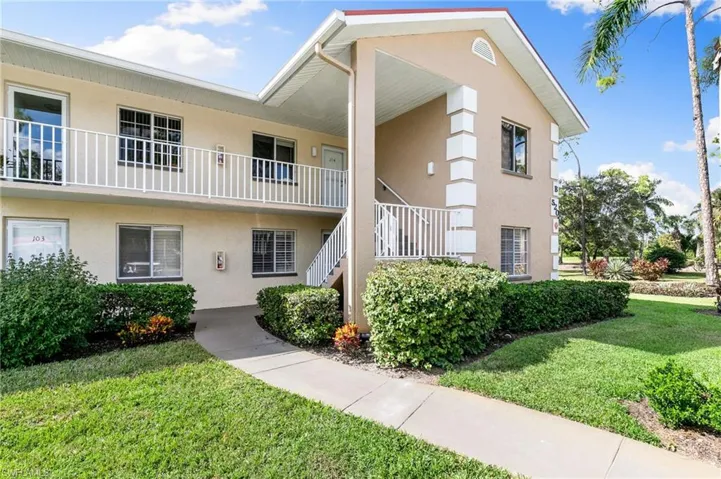 520 Augusta Blvd B204, Naples, Florida 34113