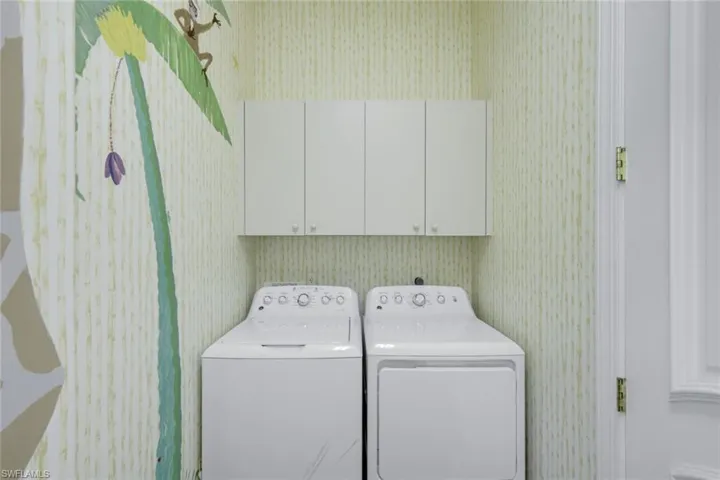 Laundry room also has laundry sink