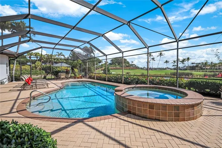 Pool Spa with lake and golf southern view