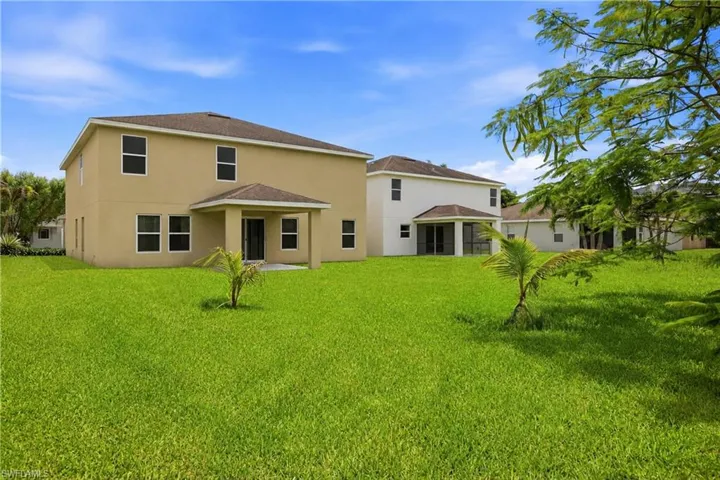 10365 Canal Brook Ln, Lehigh Acres, Florida 33936