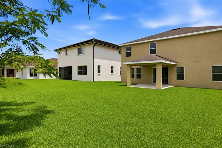 10365 Canal Brook Ln, Lehigh Acres, Florida 33936