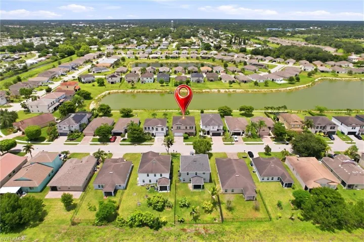 10365 Canal Brook Ln, Lehigh Acres, Florida 33936