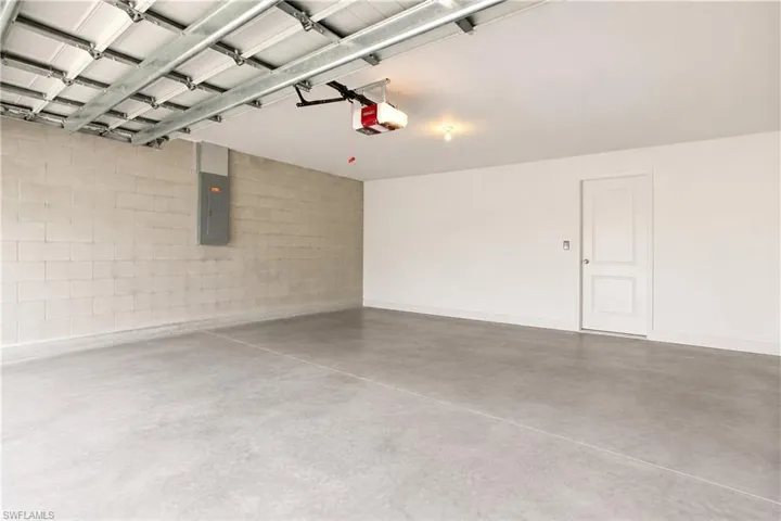 10365 Canal Brook Ln, Lehigh Acres, Florida 33936