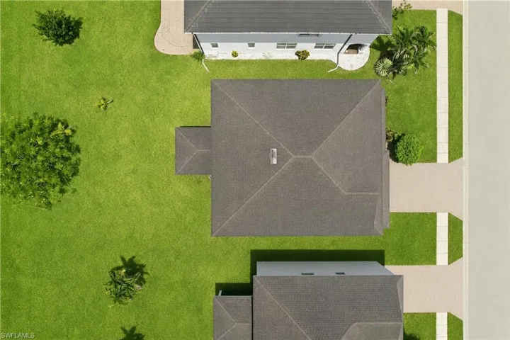 10365 Canal Brook Ln, Lehigh Acres, Florida 33936