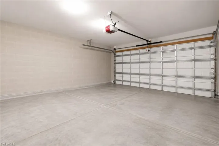 10365 Canal Brook Ln, Lehigh Acres, Florida 33936