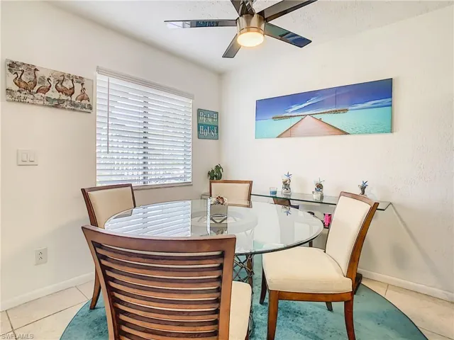4625 Bayshore Dr D8, Naples, Florida 34112