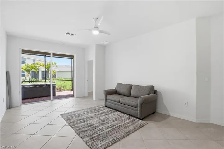 2215  Dragonfruit  WAY, Naples, FL 34120