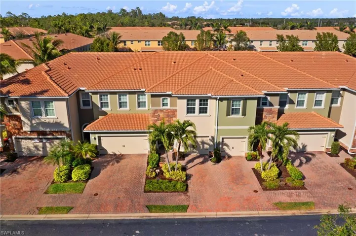 View of mediterranean / spanish-style house