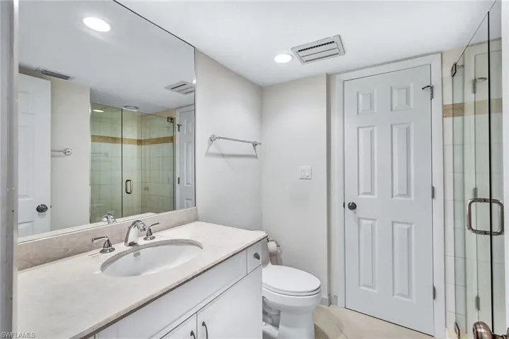 5954  Pelican Bay  BLVD, Naples, FL 34108