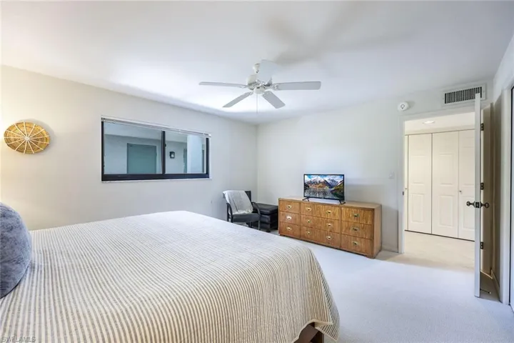 5954  Pelican Bay  BLVD, Naples, FL 34108