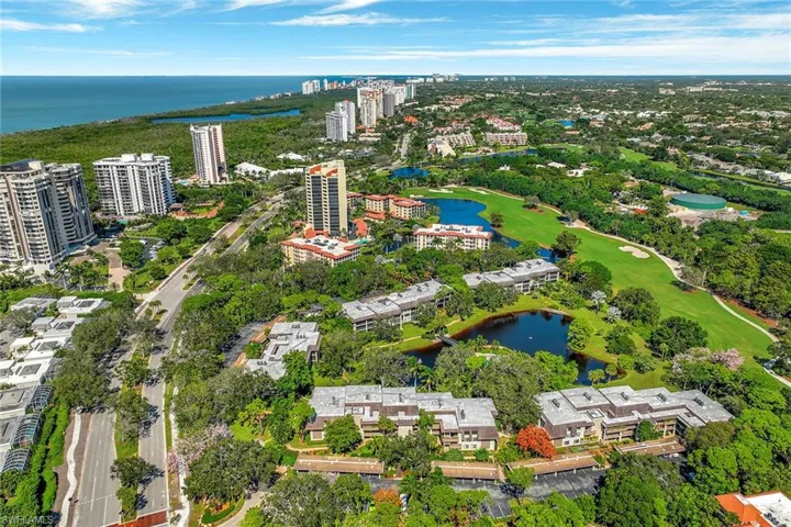 5954  Pelican Bay  BLVD, Naples, FL 34108