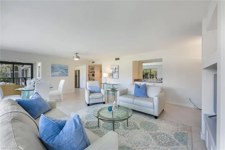 5954  Pelican Bay  BLVD, Naples, FL 34108