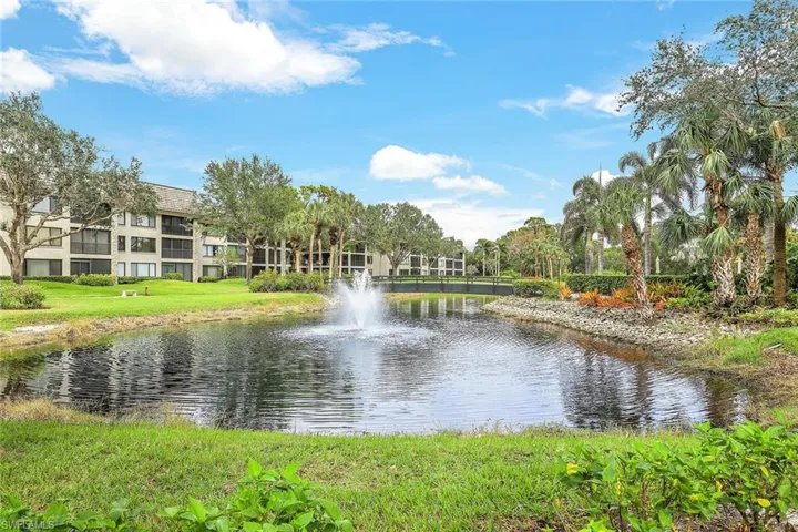 5954  Pelican Bay  BLVD, Naples, FL 34108