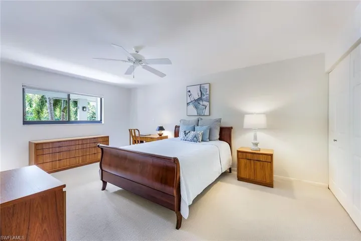 5954  Pelican Bay  BLVD, Naples, FL 34108
